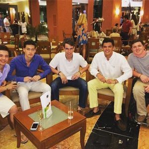 Meet your Posher, Peter